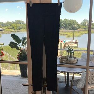 Lululemon Black Camo Leggings Size 4